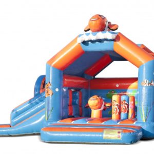 Halacskás nagy légvár csúszdával