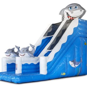 Szuper cápás csúszda