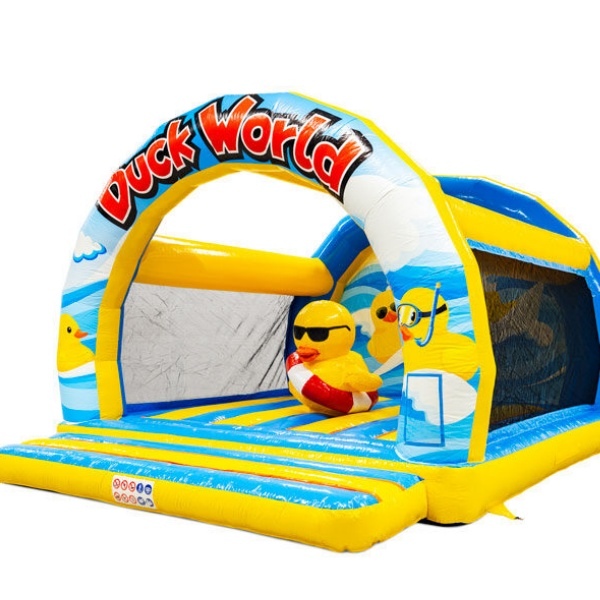 Kacsás óriás ugrálóvár akadállyal