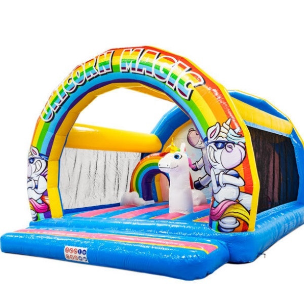 Unikornis óriás ugrálóvár akadállyal